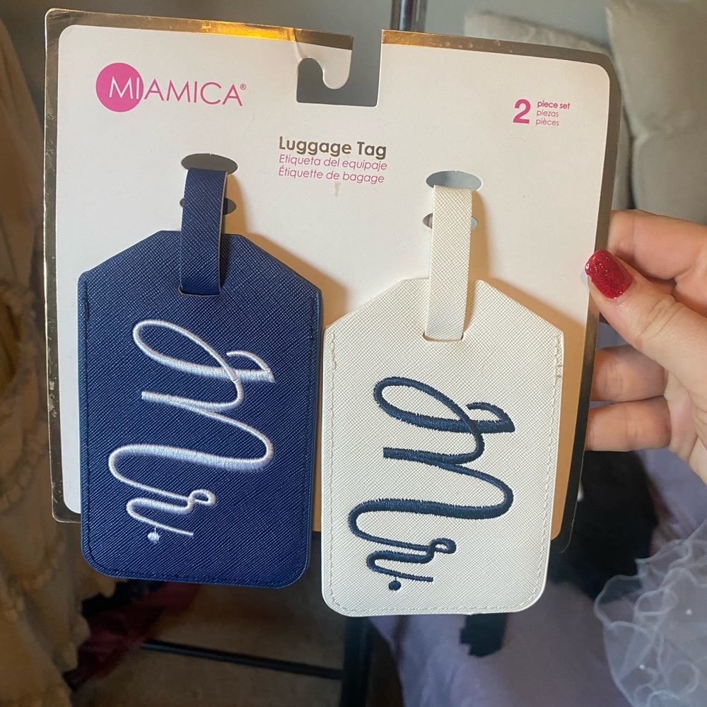 MR & MRS luggage tags